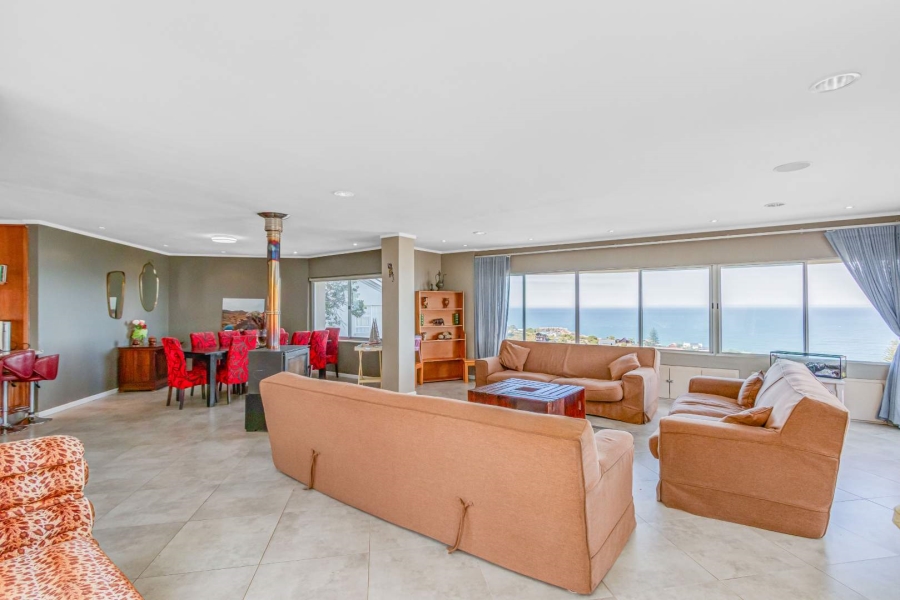 6 Bedroom Property for Sale in Brenton On Sea Western Cape